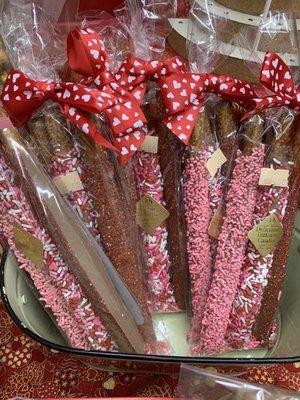 Valentine pretzels