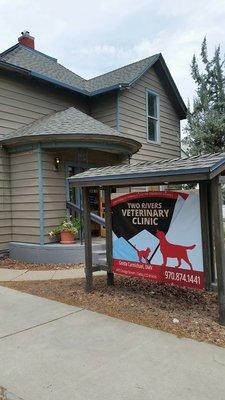 Two Rivers Veterinary Clinic