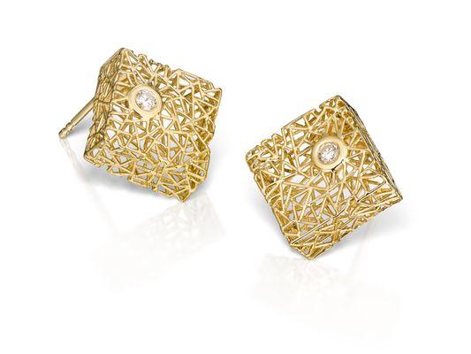 Exquisite 18k yellow gold and diamond earrings by Baiyang Qiu.