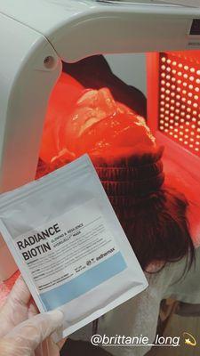 Red LED Light Therapy for Anti-Aging & Anti-Inflammatory Benefits + HydroJelly Mask + Eye Mask + Lip Mask