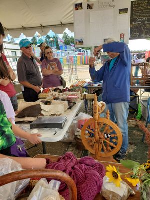 Spinning yarn demonstration