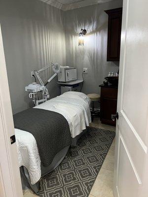 The Q Laser & Med Spa Fort Myers: Treatment room