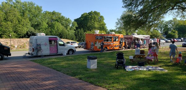 Cotswold Trucks Food Truck Rally