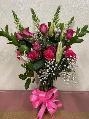 Pink roses & snapdragon