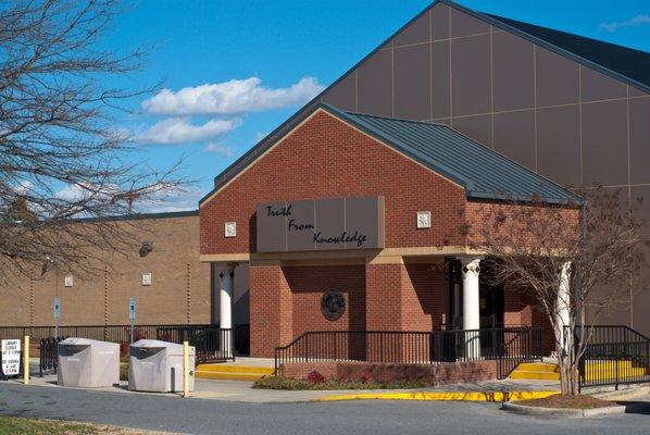 Union County Library exterior entrance.