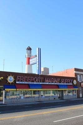 Front Entrance to Freeport Marine Supply