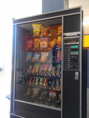 Snacks machine