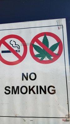 No smoking of  de pot at Depot