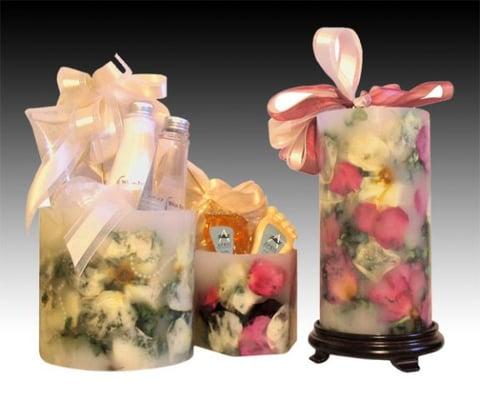 Bridal Attendant's Gifts (Candles made from attendants bouquets w/optional toiletries)