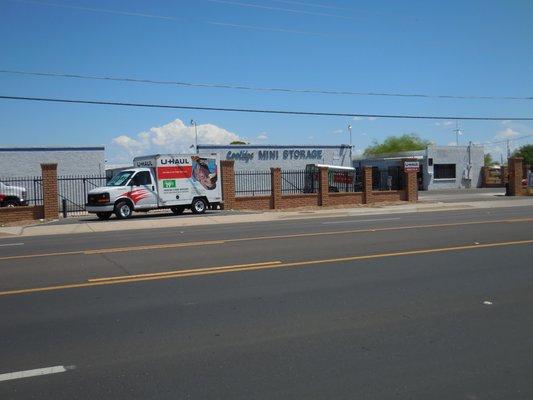 U-Haul Neighborhood Dealer