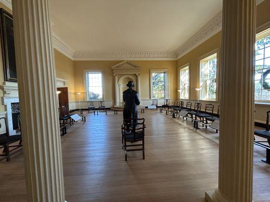 Statue of George Washington at the State House (old Capitol)