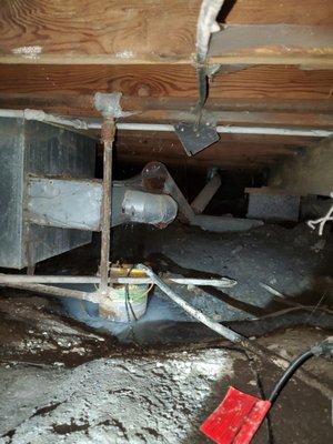 Floor furnace flue pipe had fallen off and was dumping carbon monoxide into crawlspace.