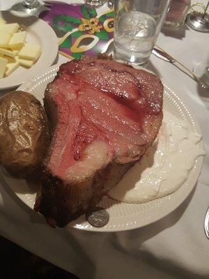 Dixieland Prime Rib is no joke.