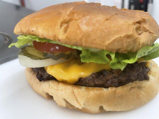 Homemade Cheeseburger