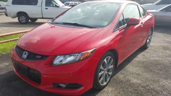 2012 Honda Civic Si Just $200 down! My name is Victor, give me a call at (832)235-0950 for more info