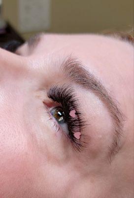 Volume eyelash extensions with hearts