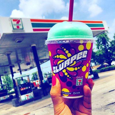 When that "time of the month" just so happens to fall on Free Slurpee Day! I surrender! Lol #thanksbetogod #murica #watermelonslurpee