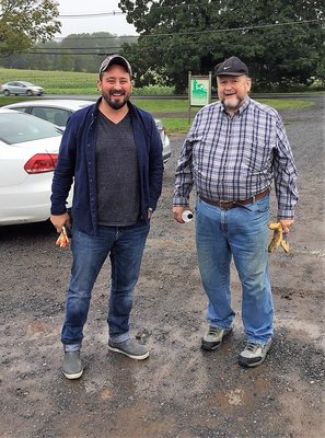 Weichert Clinton Agents Dennis Hollman & Bob Uhlendorf Ready to Volunteers at America's Grow a Row