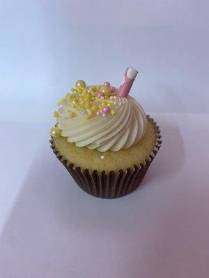 Lemon Raspberry Cupcake