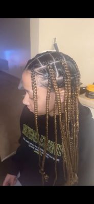 Knotless braids