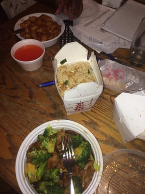 Beef and broccoli, honey chicken, chichen rice