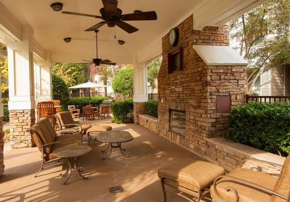 Poolside Cabana!