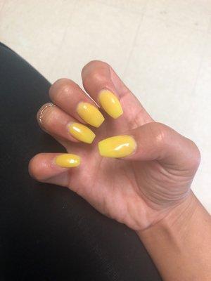 (See previous review!) Let's also keep in mind I got these done less than 24 hours ago... she put them this far from my cuticle.