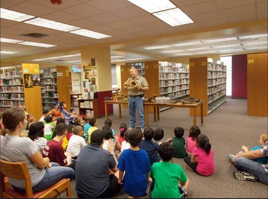 Forest Hills Branch Library