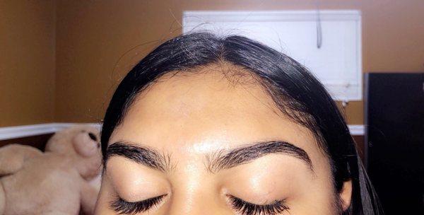 eyebrows after being threaded