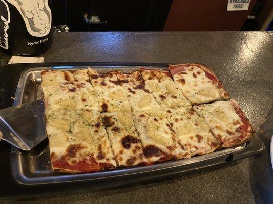 Hawaiian Flat Bread Pizza