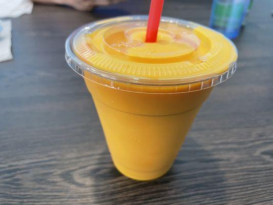 Mango lassi