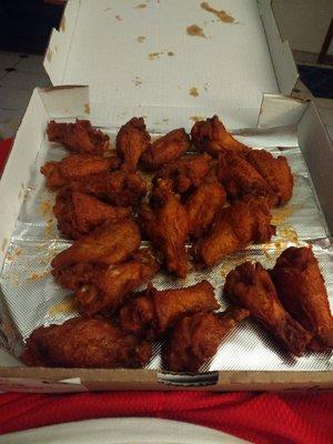 Chicken wings in a pizza box! They were yummy.