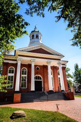 Courthouse displaying classical style architecture