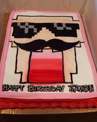 Custom Minecraft cake