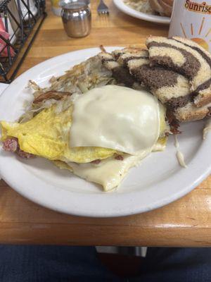 Corned beef hash omelette