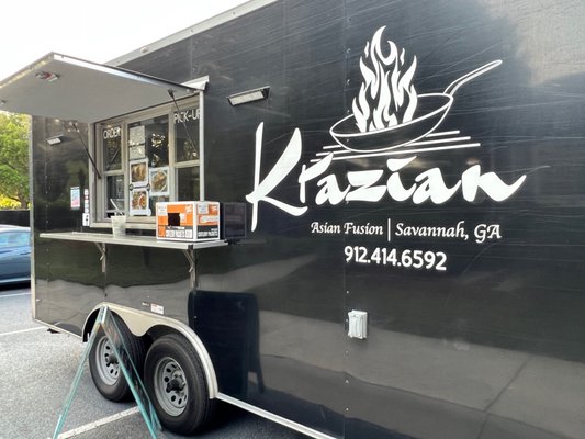 The Krazian Food Truck at The Oaks at Wilmington Island. Friendly and quick service.