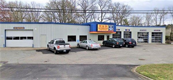 For quality and honest auto repair and maintenance, stop into H & H Radiator & AC Repair today!