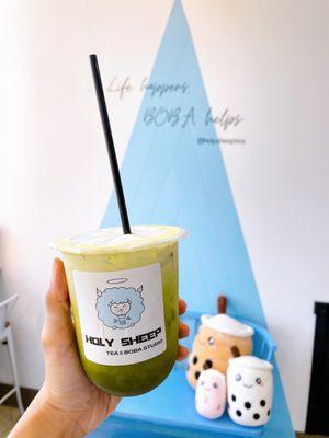 Green thai tea- good when ice has melted a bit | IG @veryhangrymary