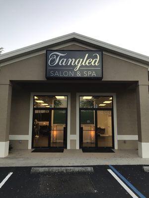 Tangled Salon and Spa 
2205 Cluster Oak Dr. Clermont, FL 34711 
Beauty Services by Holly