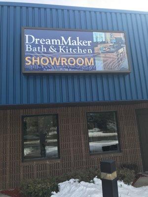 DreamMaker Bath & Kitchen