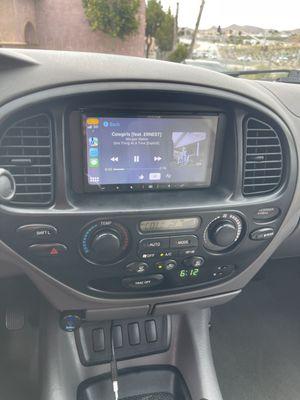 New 2023 head unit with Apple CarPlay.