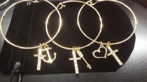 Gold bangle braclets $12