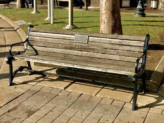 In Memory Of... Benches Throughout Franklin Square & Downtown!