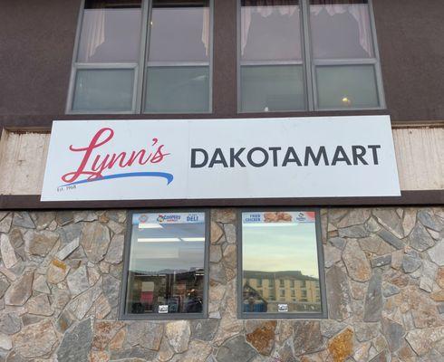 Lynn's Dakotamart