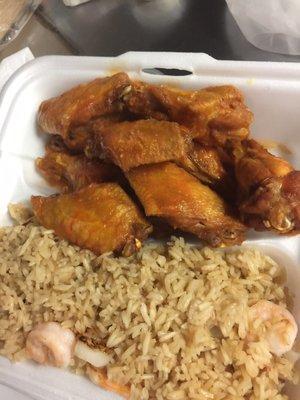 Mild wings w. Fried rice