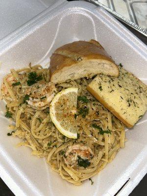 #ShrimpScampi Extra Good So Much Flavor With The Lemon Squeeze I Love It