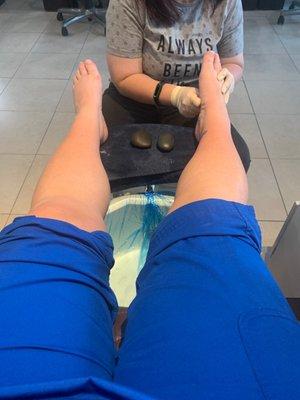 Pedicure hot stones