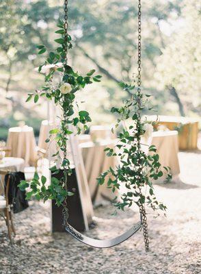 Swing decor.