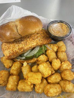 Salmon Sandwich with remoulade and tater tots