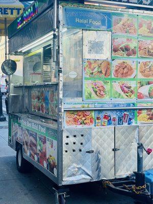 Halal food cart on Smith Street & Warren Street